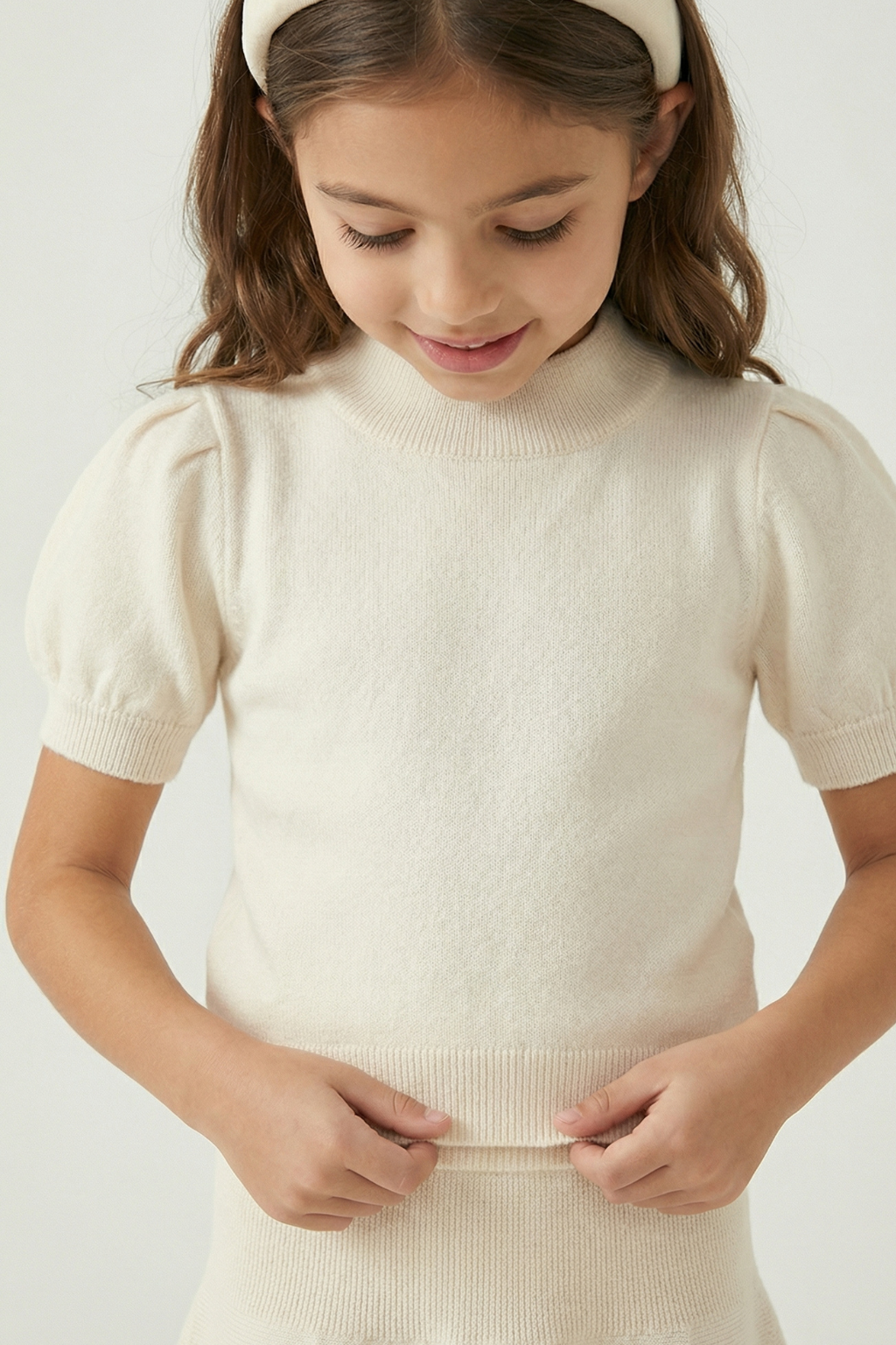 Cashmere puff sleeve sweater and skirt / Ivory