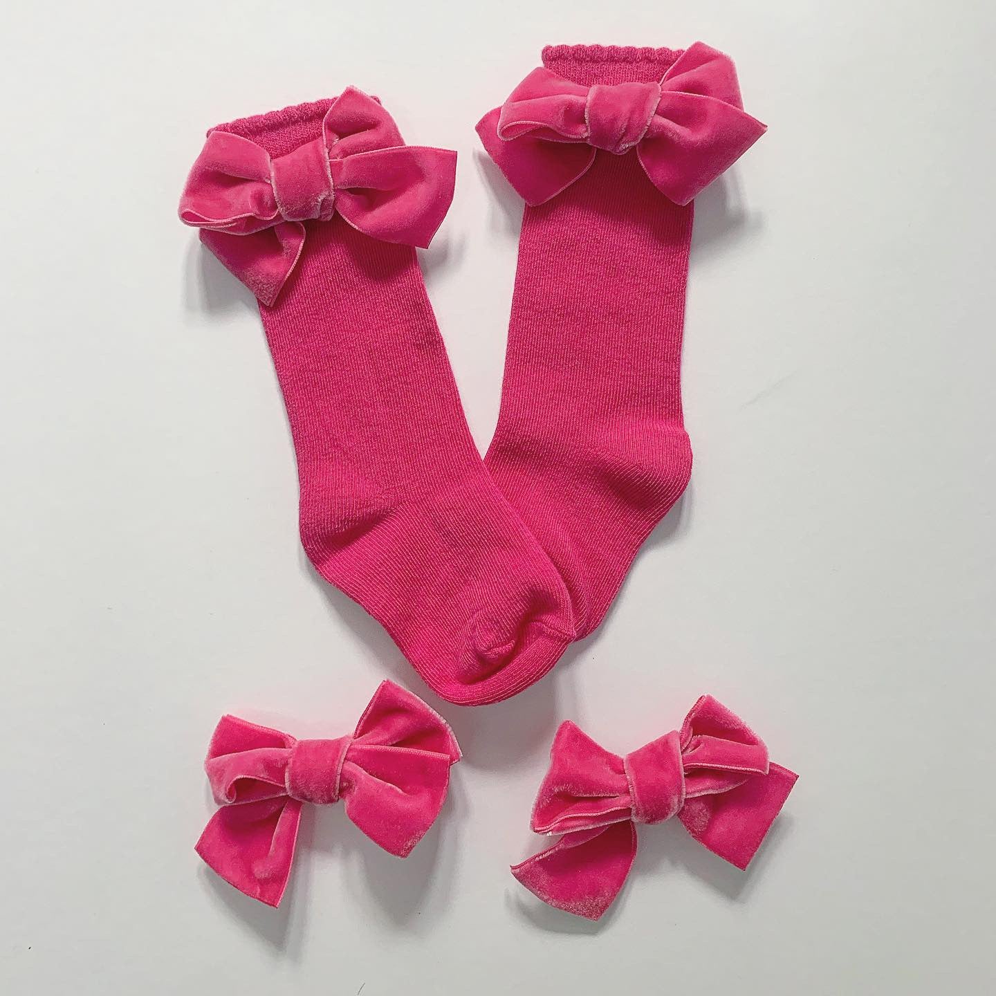 Bobble Babies knee high socks with velvet bow